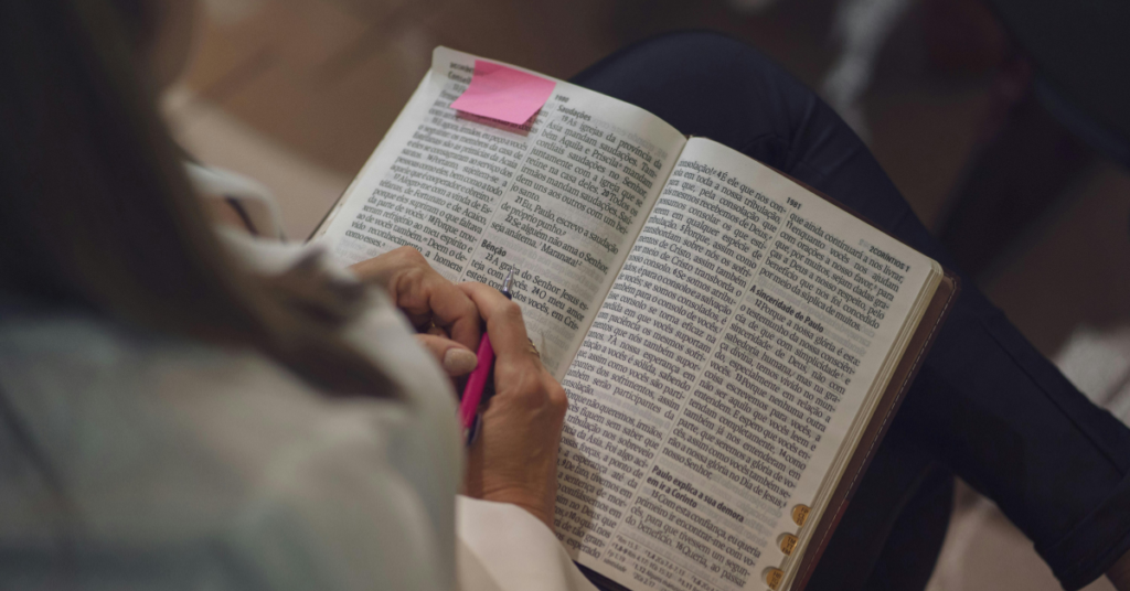 How to Overcome Discouragement as a Christian Woman: 4 Faith-Based Strategies That Actually Work overcomer blog